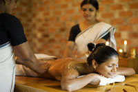 Abhyangam – Kairalis Ayurvedic General Body Massage